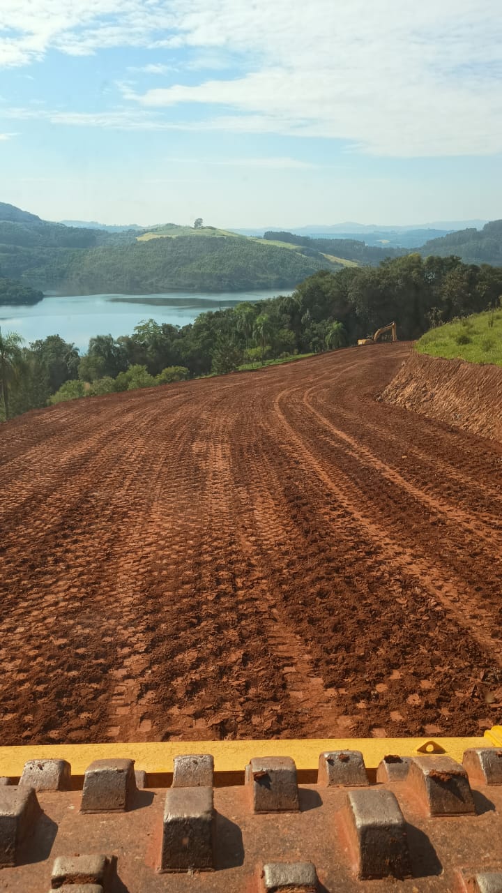 Terraplanagem - foto 5