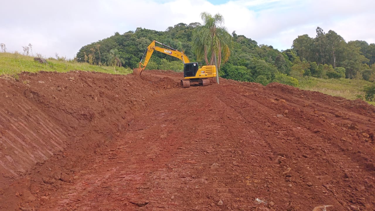 Terraplanagem - foto 1
